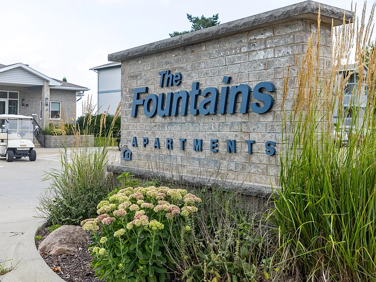 Fountains Apartments — Photo 53