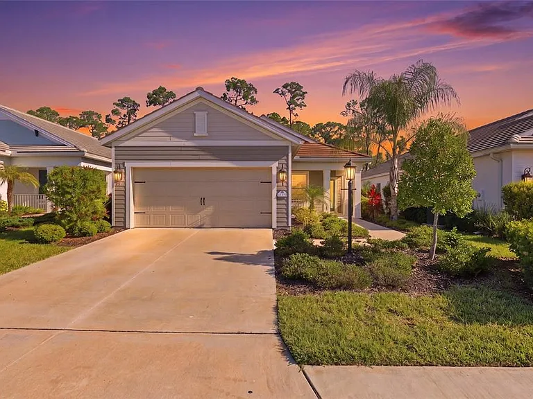 12934 True Blue Cir — Photo 1