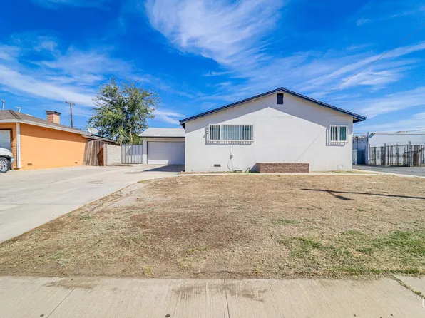1720 Montgomery Ave, Bakersfield, CA 93304