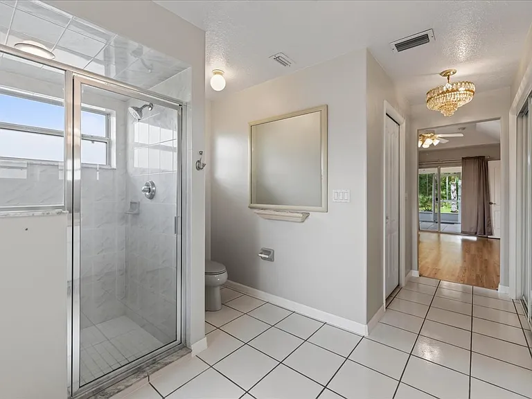 28 Princeton Ln — Photo 26