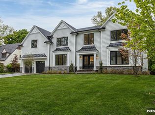 22 Northwood Ave, Demarest, NJ 07627