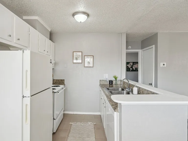 Beaumont Cove — Photo 12