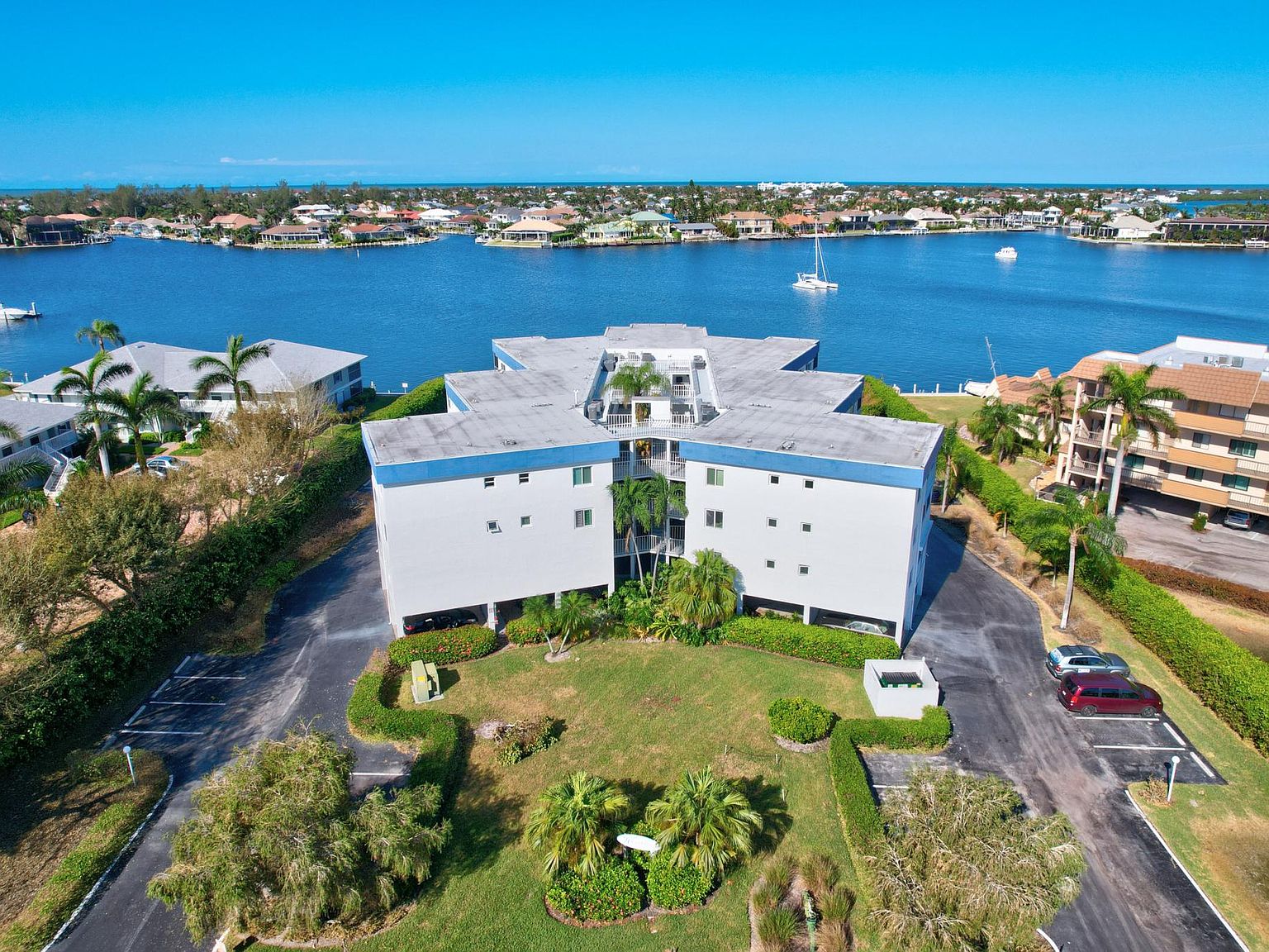 710 W Elkcam Cir UNIT 307, Marco Island, FL 34145 Zillow