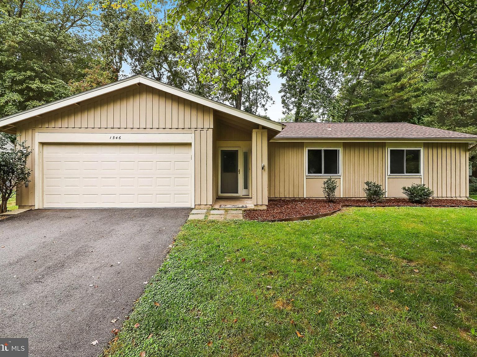 1546 Hiddenbrook Dr, Herndon, VA 20170 Zillow