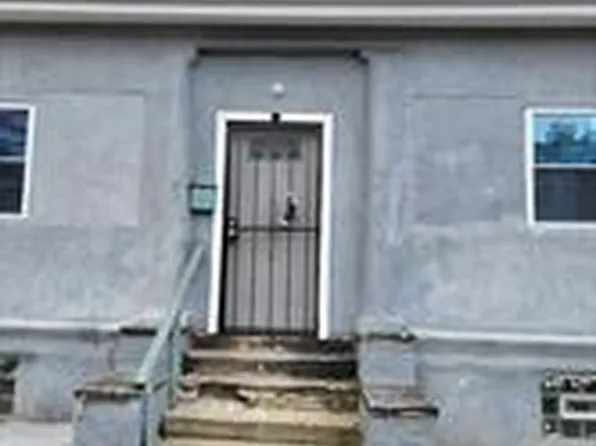 5424 Christian St, Philadelphia, PA 19143