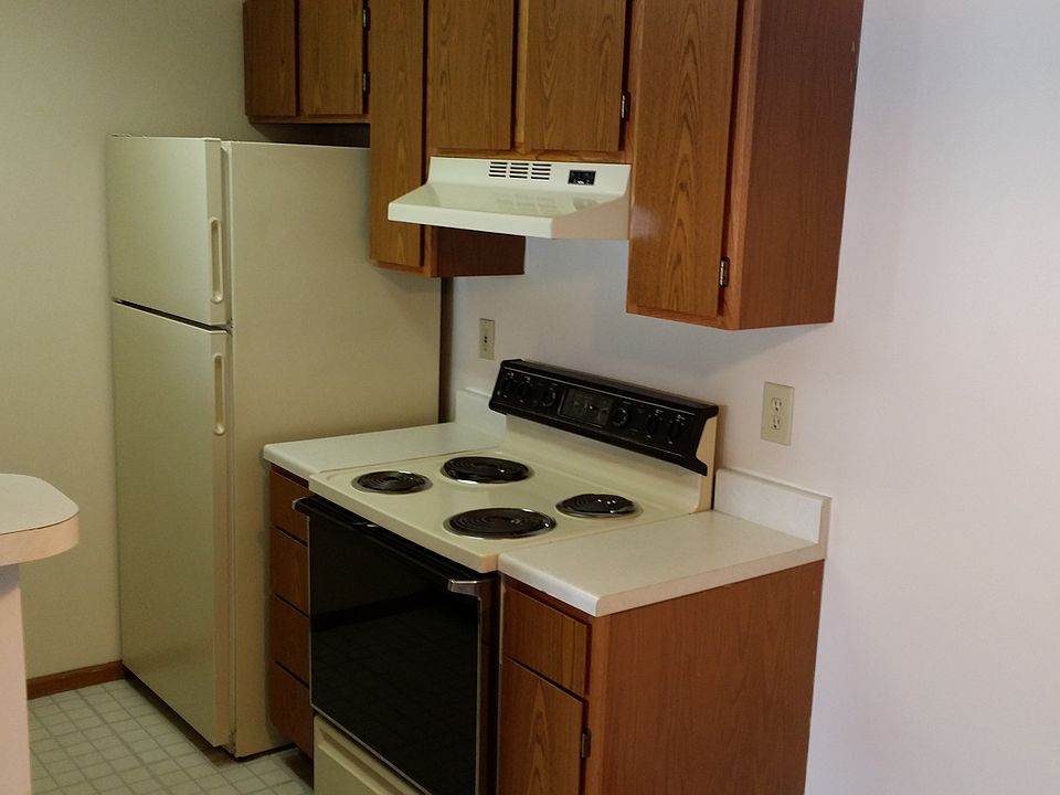 1st image of 2171 Gables Lake Dr