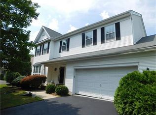 15 Hyde Park Dr, East Brunswick, NJ 08816