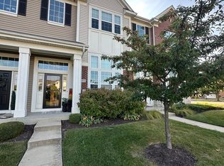 15371 Sheffield Square Pkwy, Orland Park, IL 60462