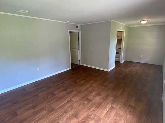 2nd image of 1632 Highland St APT 5