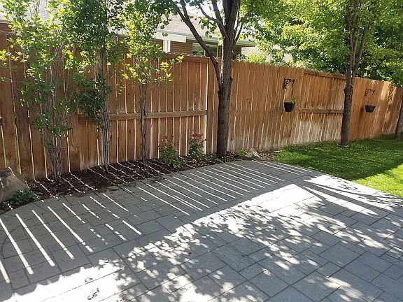 5th image of 2186 E Country View Ln