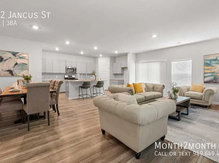 782 Jancus St — Photo 2