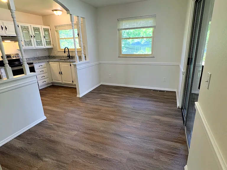 11755 Old Halls Ferry Rd — Photo 7