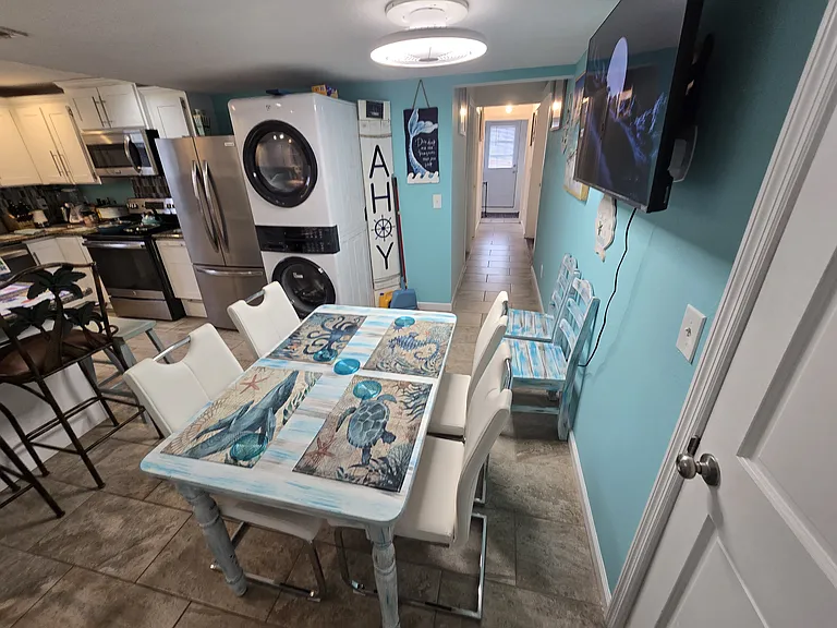 125 Sherwood Ave — Photo 6