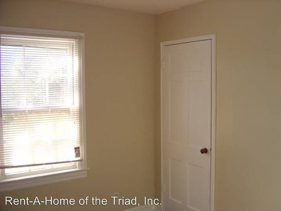 5th image of 1212 Vine St
