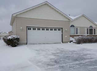 140 Stratford Way, Hudson, WI 54016