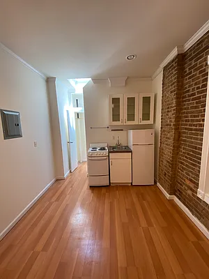 Rented by Terra Magia Inc | media 11