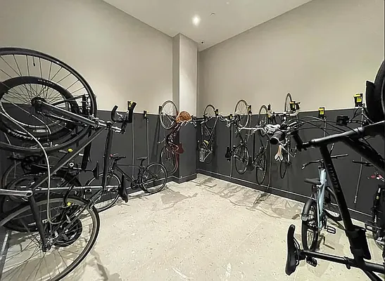 Rented by eRealty Advisors USA Inc | media 13