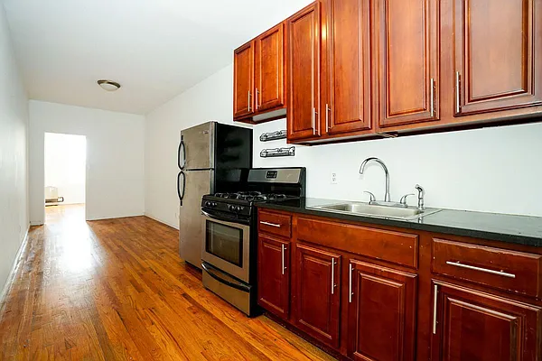 Rented by Nooklyn NYC LLC | media 13