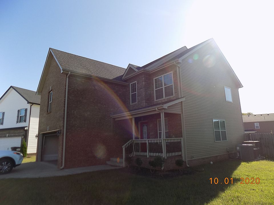 1st image of 929 Tanager Ct