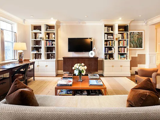 Sold by Sotheby's International Realty | media 21