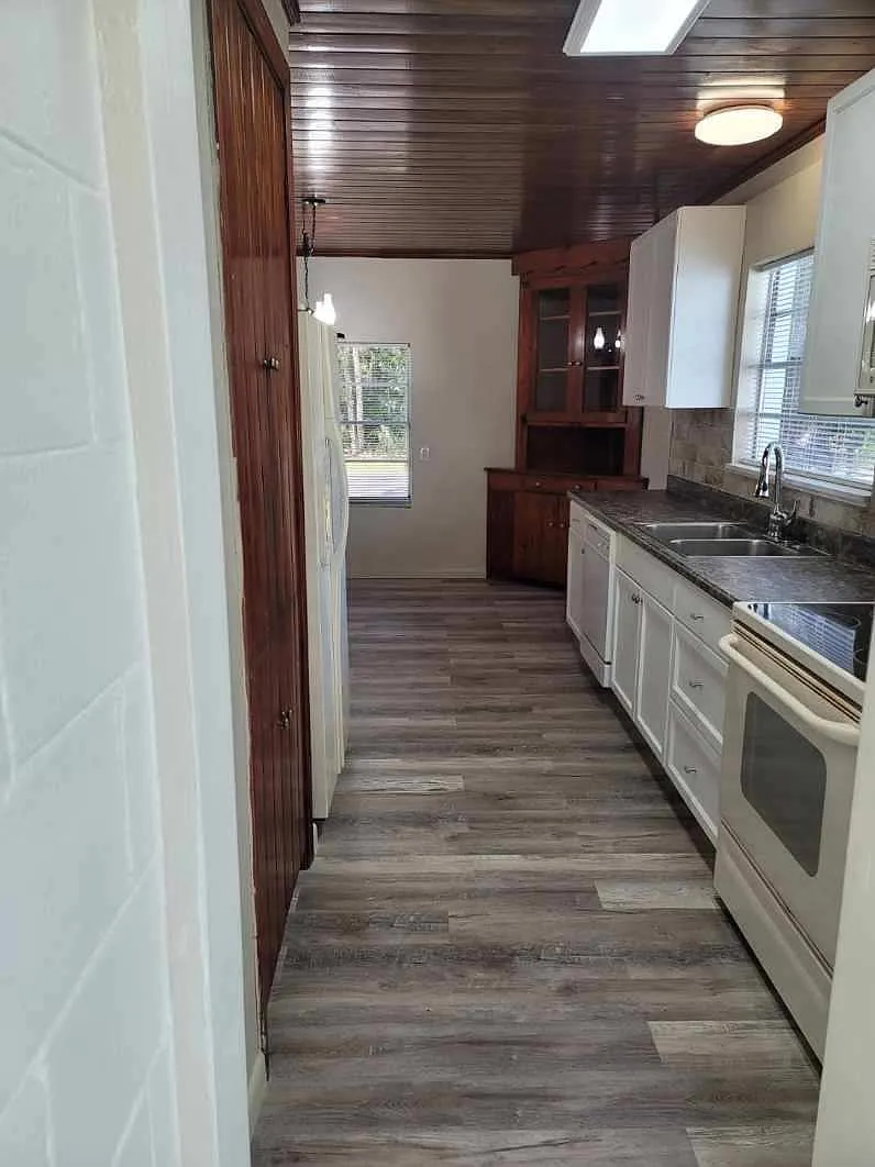 2 bed, 1200 sqft, $1,550 — Photo 4