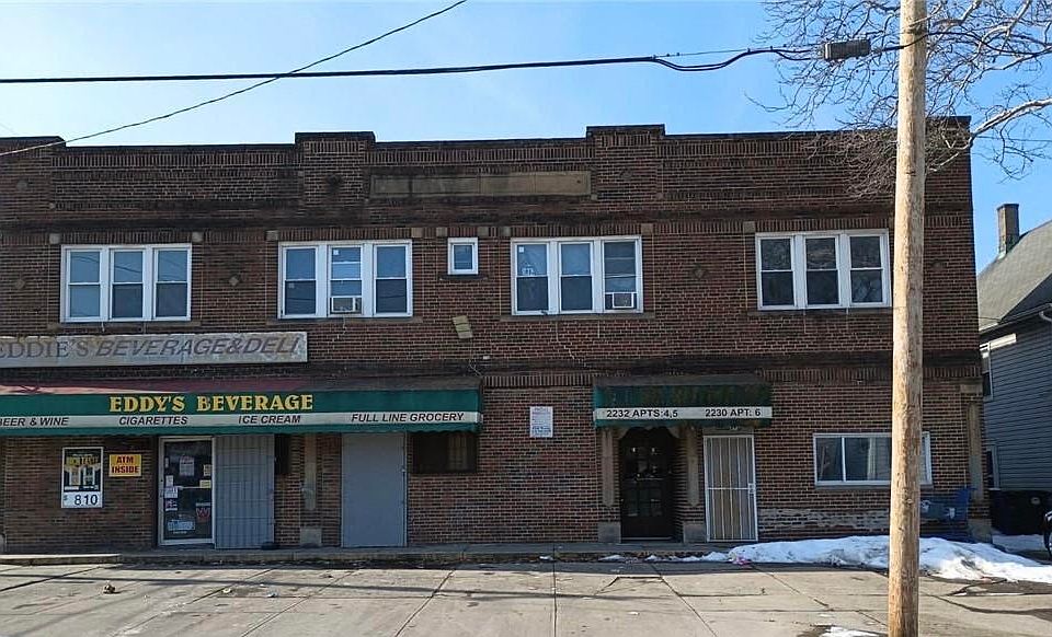 1st image of 2232 W 103rd St #2