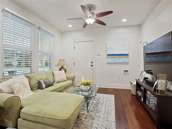 2nd image of 3105-07 Nashville Ave