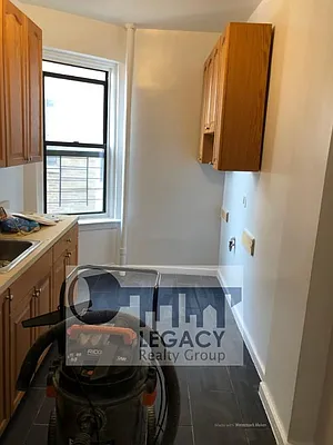 Rented by Legacy Realty Group NYC LLC | media 4