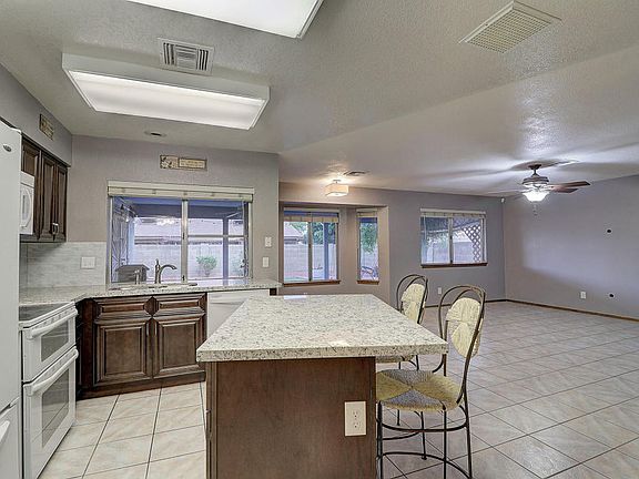 2nd image of 7357 W Sunnyside Dr