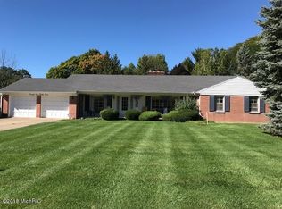 2133 Osceola Dr SE, Grand Rapids, MI 49506