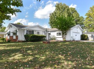 1343 E Woodland St, Springfield, MO 65804