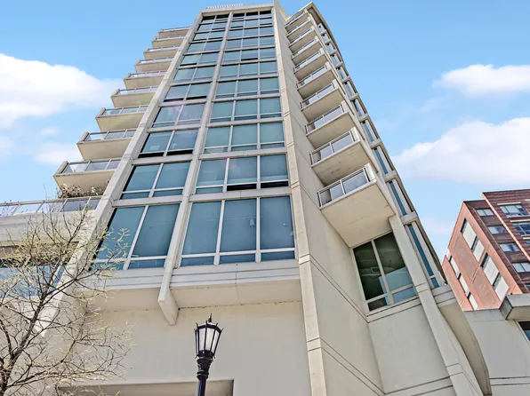 1570 Elmwood Ave Unit 1201, Evanston, IL 60201