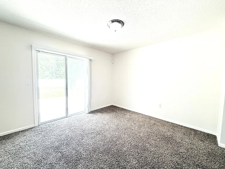 12306 Crossfield Dr — Photo 13