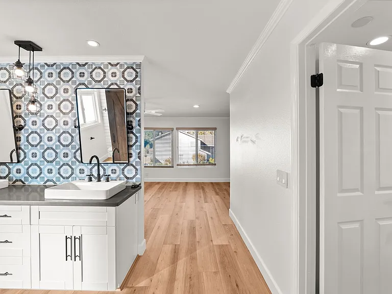 25392 Neptune Dr — Photo 20
