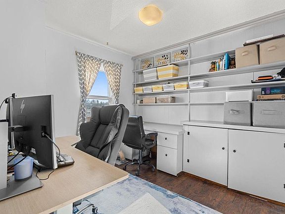 5th image of 734 Victoria Dr