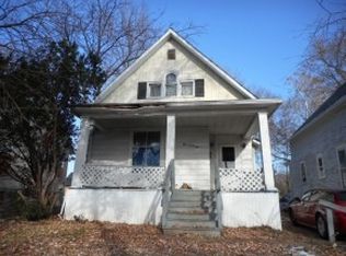 828 W Leafland Ave, Decatur, IL 62522