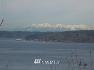 7808 E Side Dr NE, Tacoma, WA