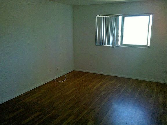 2nd image of 6434 Akins Ave Unit 513