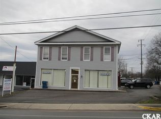 421 S 4th St, Danville, KY 40422