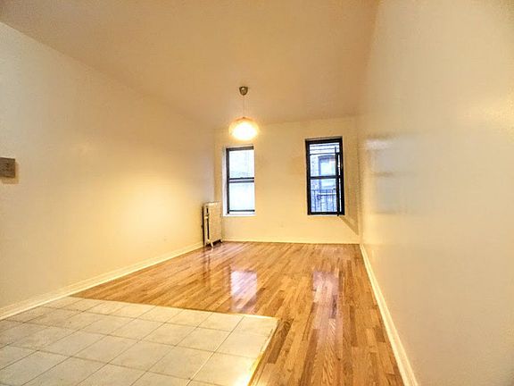 3rd image of 707 W 180th St APT 2B