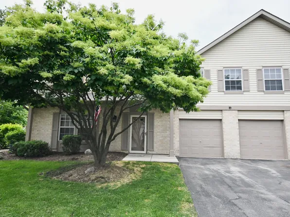 121 Cammeron Ct, Aurora, IL 60504