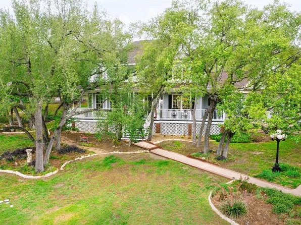 4000 Chamisa Dr, Austin, TX 78730