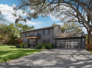 112 Coventry Ln, Terrell Hills, TX 78209