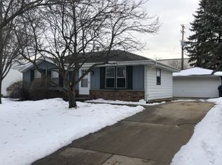 9655 W Arch Ave, Milwaukee, WI 53224