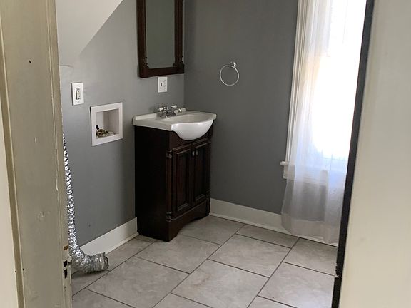 2nd image of 2117 Hurley Ave
