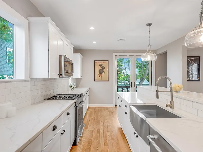 6 Greenleaf Ave #2 — Photo 9