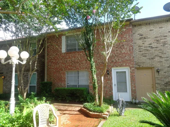 1403 Blalock Rd APT 12, Houston, TX 77055