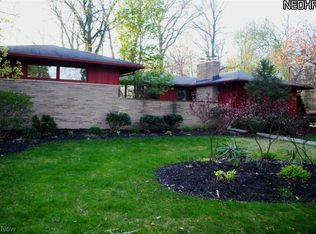 5782 Myers Rd, Akron, OH 44319