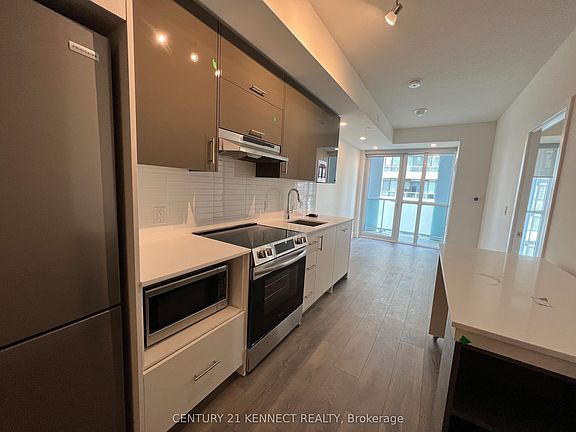 5th image of 188 Fairview Mall Dr #1516