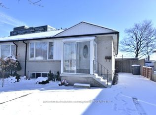 19 Avondale Blvd #BASEMENT, Brampton, ON L6T 1H1